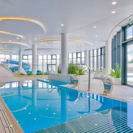 With Pools, Near The Sea, Ko Obrzeg Apartmán